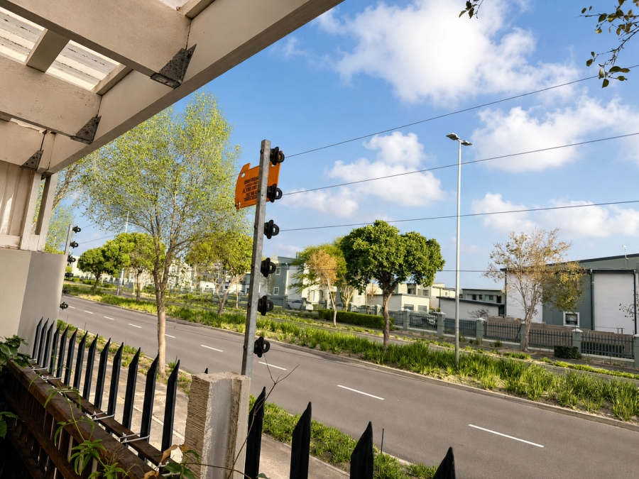 2 Bedroom Property for Sale in Burgundy Estate Western Cape